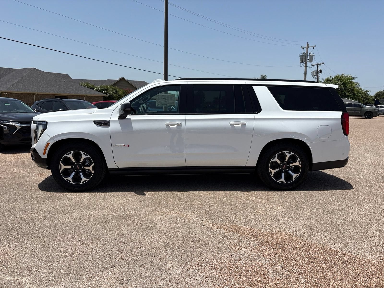 2026 GMC Yukon XL — side profile view
