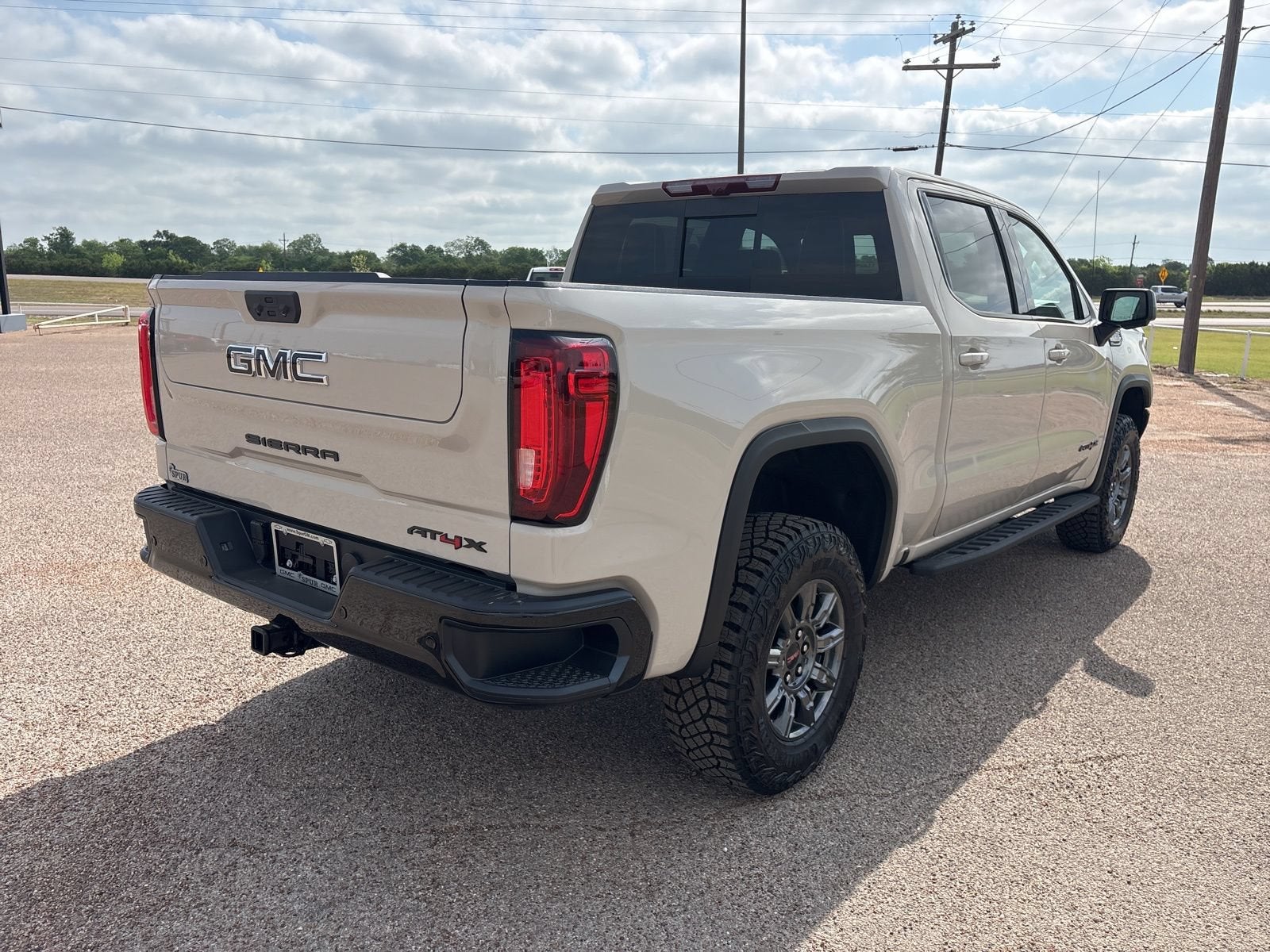 2026 GMC Sierra 1500 — detail view